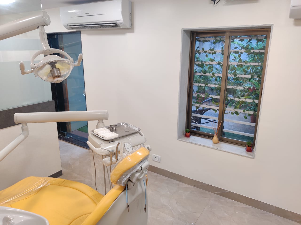 Fully Furnished Dental Clinic Available For Rent Sale At Khar West Mumbai Dental Clinic For Sale At Khar West